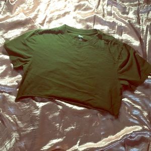 Green crop top tee
